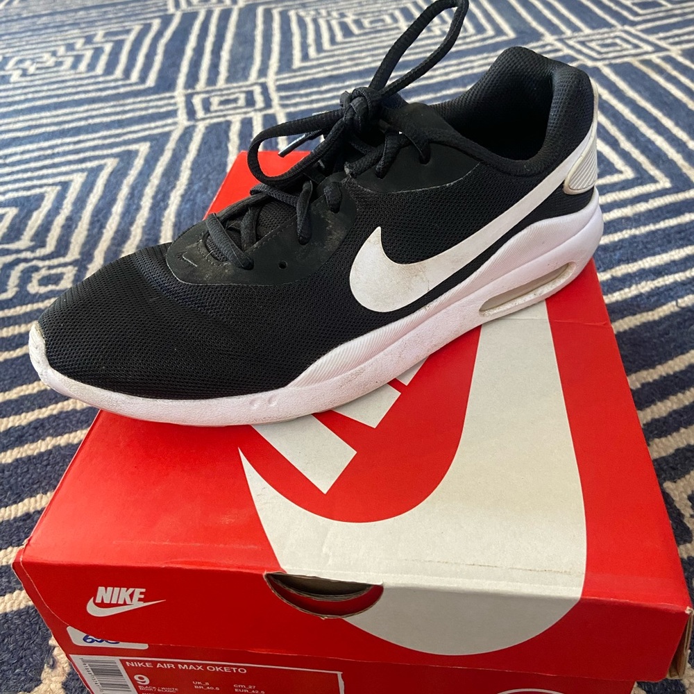 Nike Air Max Oketo